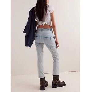 4063. We The Free Hot In It Moto Pants